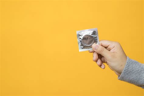 Tongue Condoms: What They Are and How to Use Them